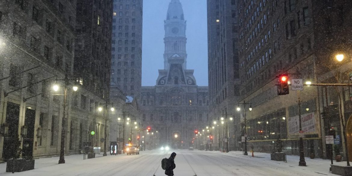 ‘Unique’ winter storm reaches from New Mexico to New England: ”we’re talking like a 2,000-mile spread’