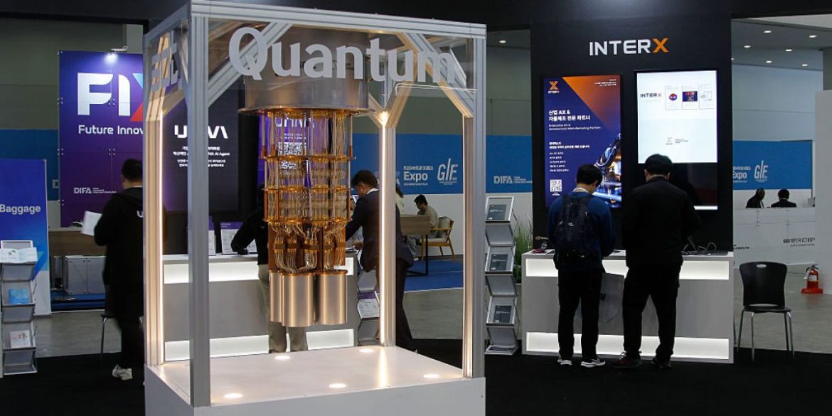 Coinbase launches expert board to assess quantum computing threat