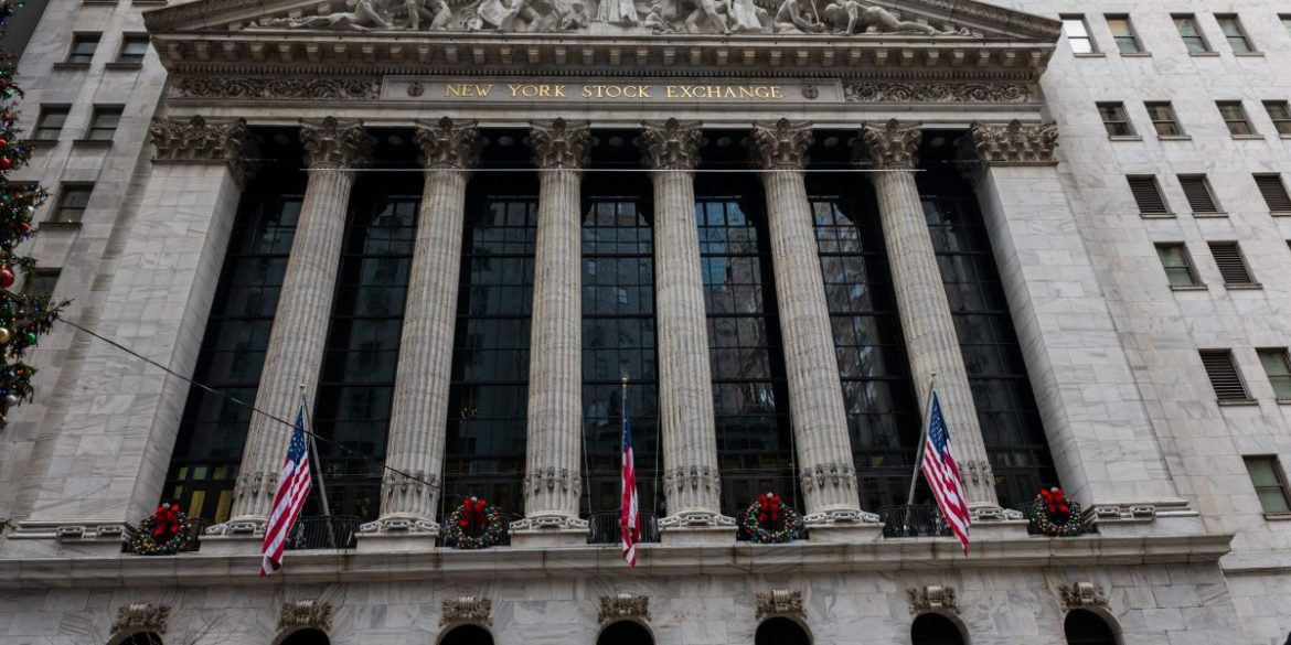 Europe can wield this $8 trillion ‘sell America’ weapon as Trump reignites a trade war over his Greenland conquest ambitions