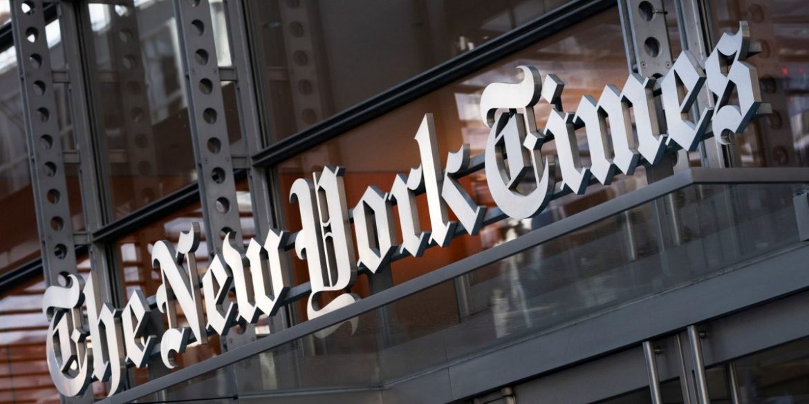Warren Buffett’s company takes a $350 million stake in The New York Times, 6 years after bailing on newspapers
