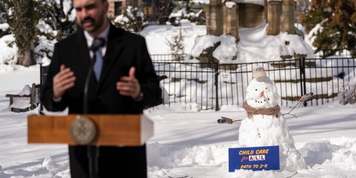 NYPD is on a 4-person manhunt after ‘disgraceful’ and ‘criminal’ assault that Mamdani calls ‘snowball fight’