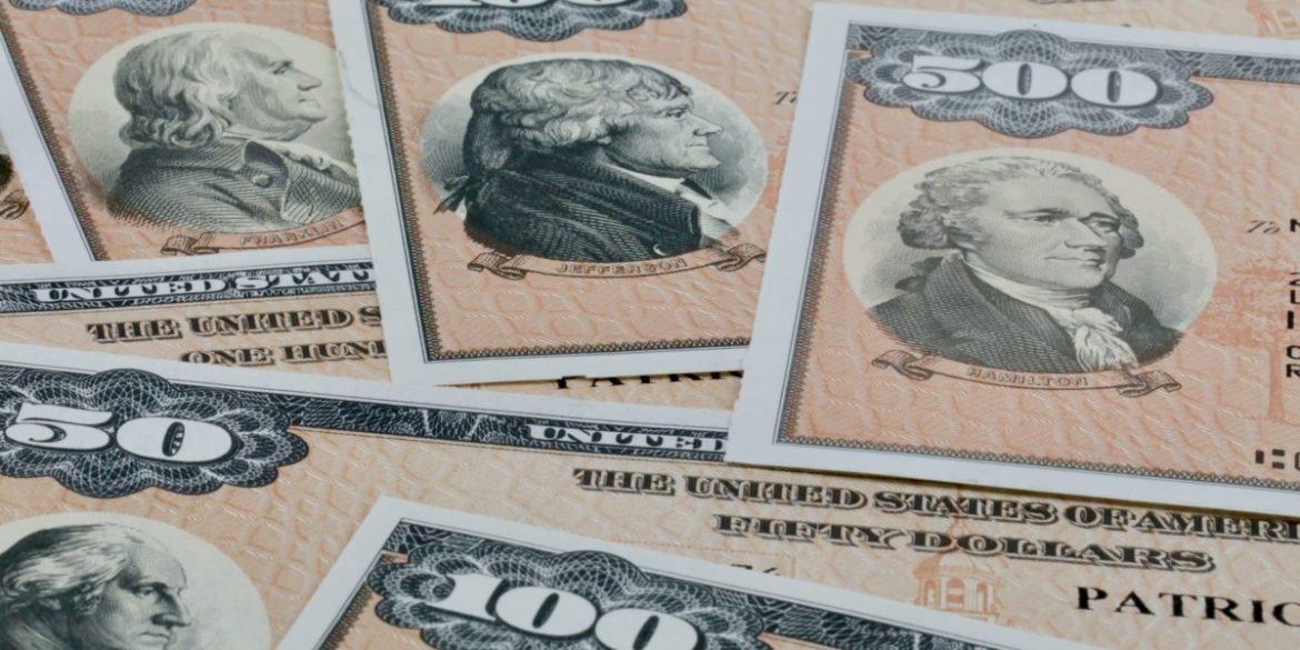 A U.S. ‘debt spiral’ could start in coming years when the interest rate on government borrowing exceeds economic growth, budget watchdog says