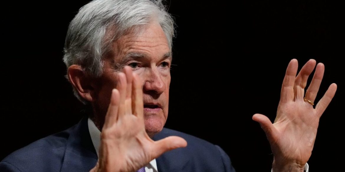 Jerome Powell says the $39 trillion national debt is ‘not unsustainable,’ but warns the trajectory ‘will not end well’