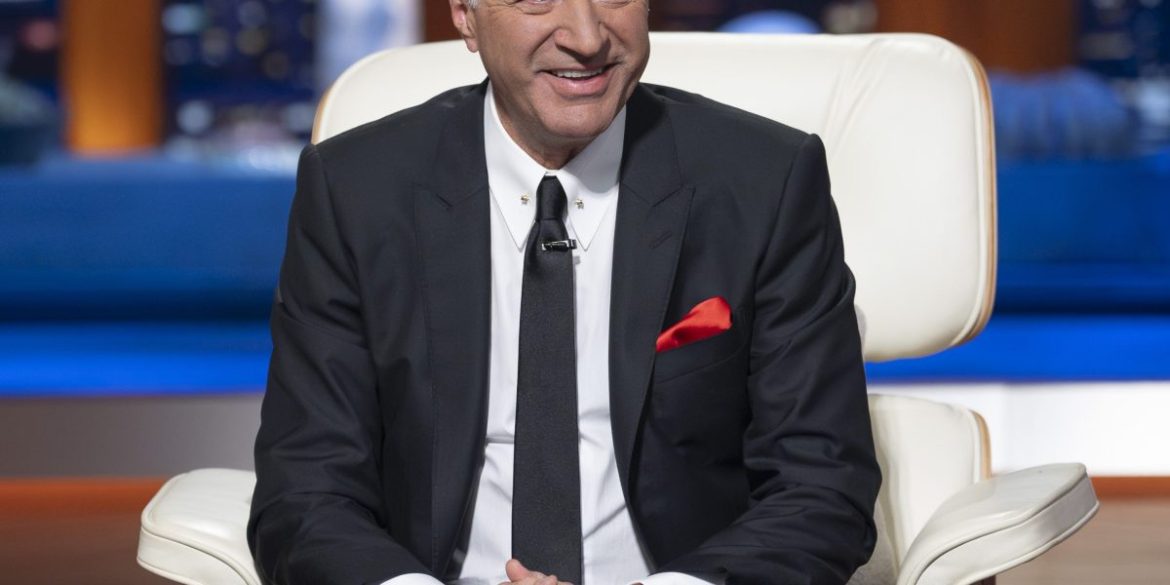 ‘That resume goes right into the garbage’: Kevin O’Leary says it’s a ‘horrific signal’ for Gen Z to bring their parents to job interviews