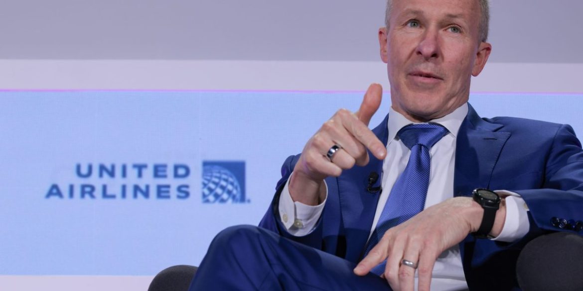 United Airlines plans for oil hitting $175 a barrel and staying above $100 next year as industry faces worst shock since COVID