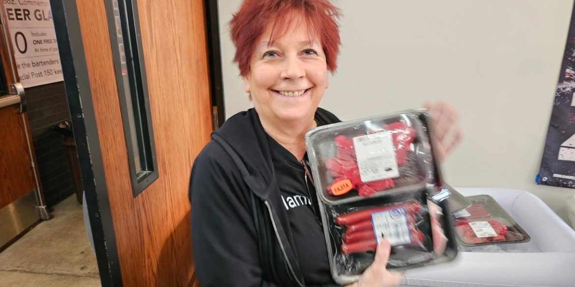 Polarized Minnesota politicians find something to agree on: the meat raffle