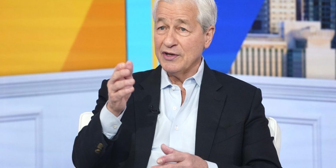 JPMorgan has 300,000 employees, but Jamie Dimon says the bank wins by deploying small teams like Navy SEALs
