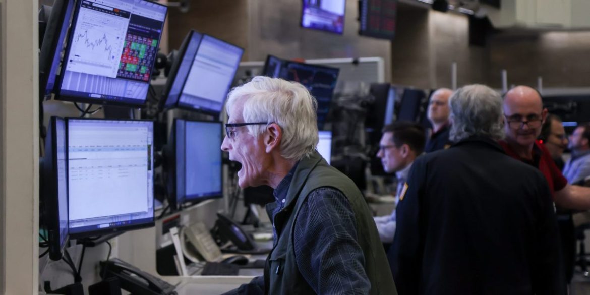 Wall Street thinks there’s a chance the S&P 500 could push 20% higher by 2027