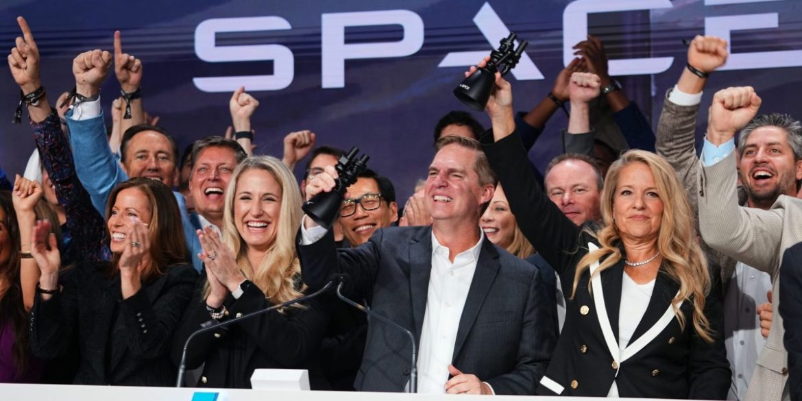 You can ignore AI giants like SpaceX, but your 401(k) won’t