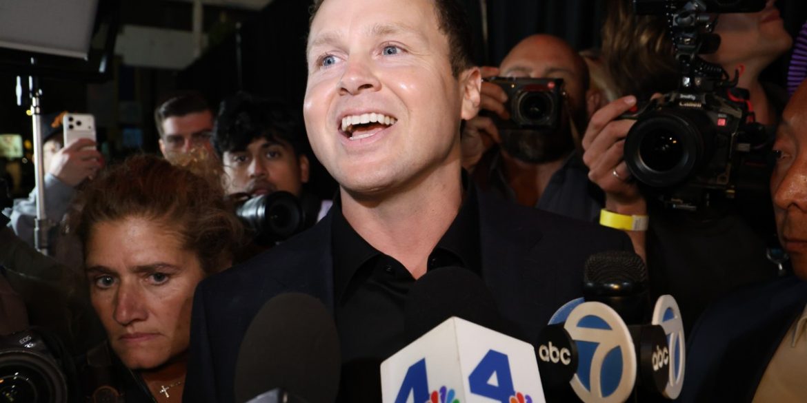 ‘I hope she’s ready’: Spencer Pratt throws down the gauntlet to Karen Bass