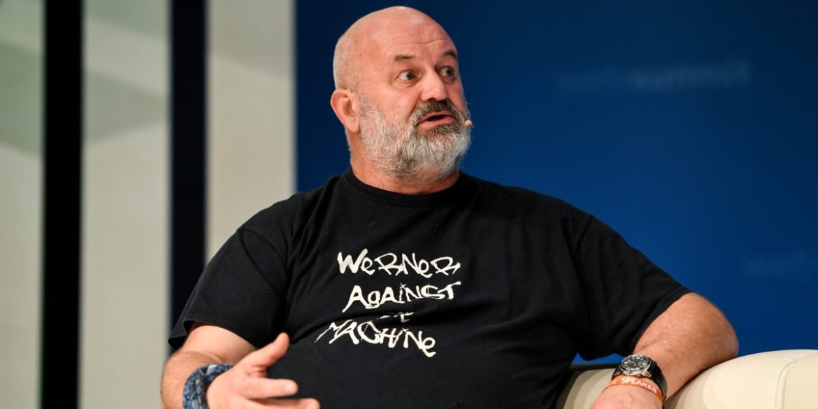 Amazon’s CTO on how developers can ride the AI-powered coding wave