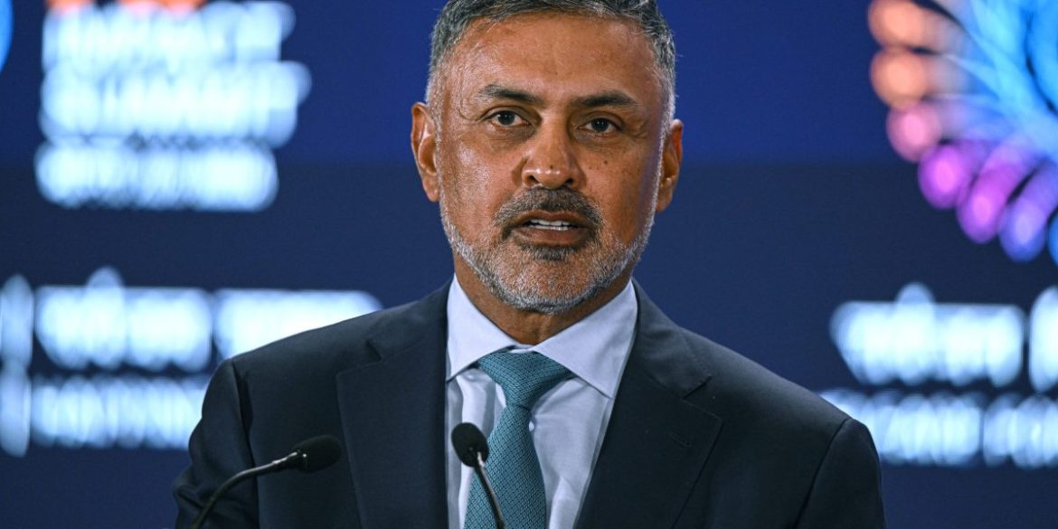 CEO of $248 billion cybersecurity company says workers are about to face a ‘Darwinian moment’ thanks to AI: Evolve or get cut