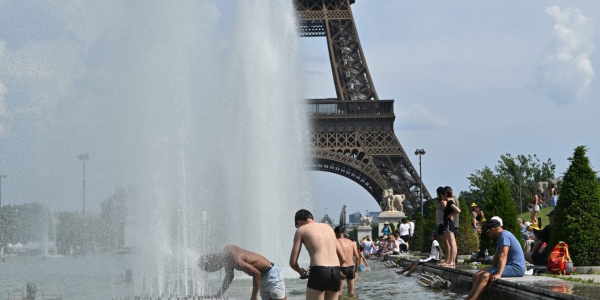 Brutal heatwave in France is killing 2,000 people per week, undertakers are overwhelmed, and health agency says there’s worse to come