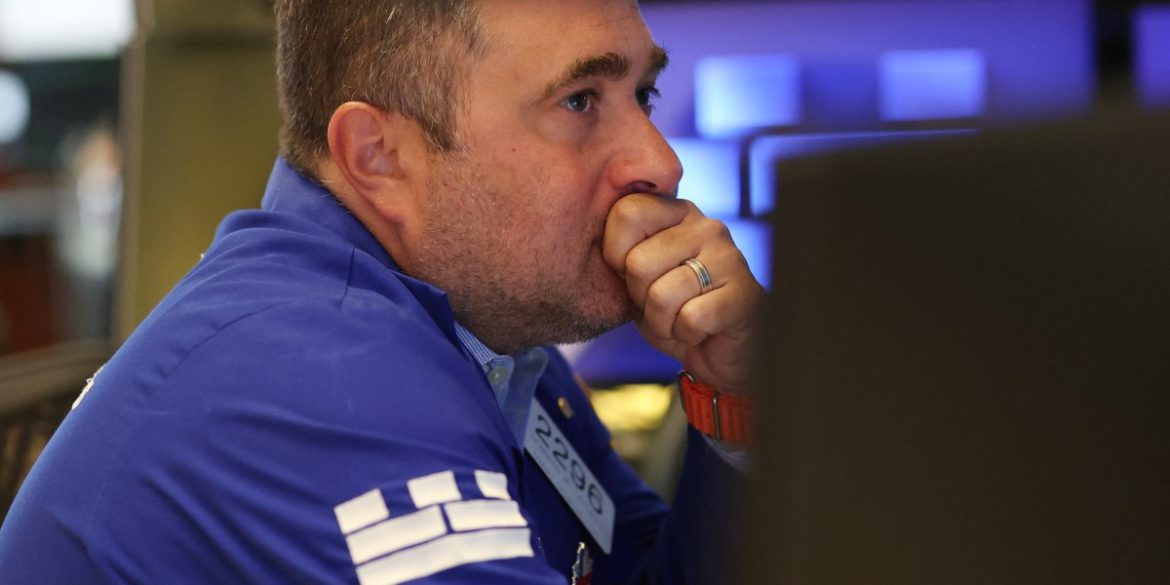 Why IBM just suffered its worst stock crash of all time—and what it says about the market’s two bubbles
